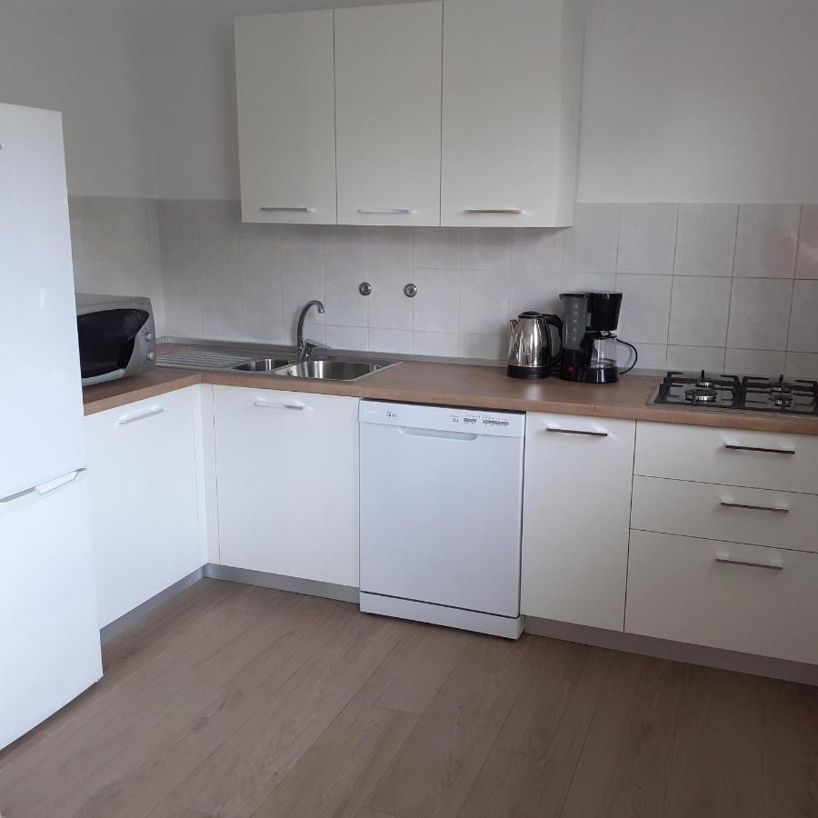 Apartment Premantura Eksteriør bilde