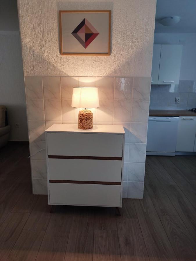 Apartment Premantura Eksteriør bilde